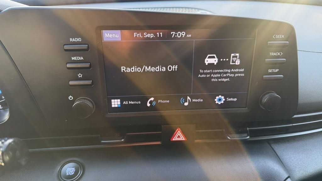 Certified 2025 Hyundai Elantra Sport FWD image 25