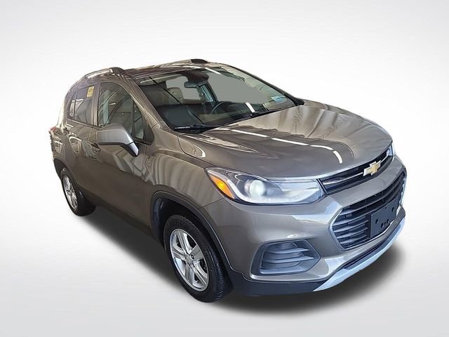 Used 2021 Chevrolet Trax LT w/ LT Convenience Package AWD/4WD image 8
