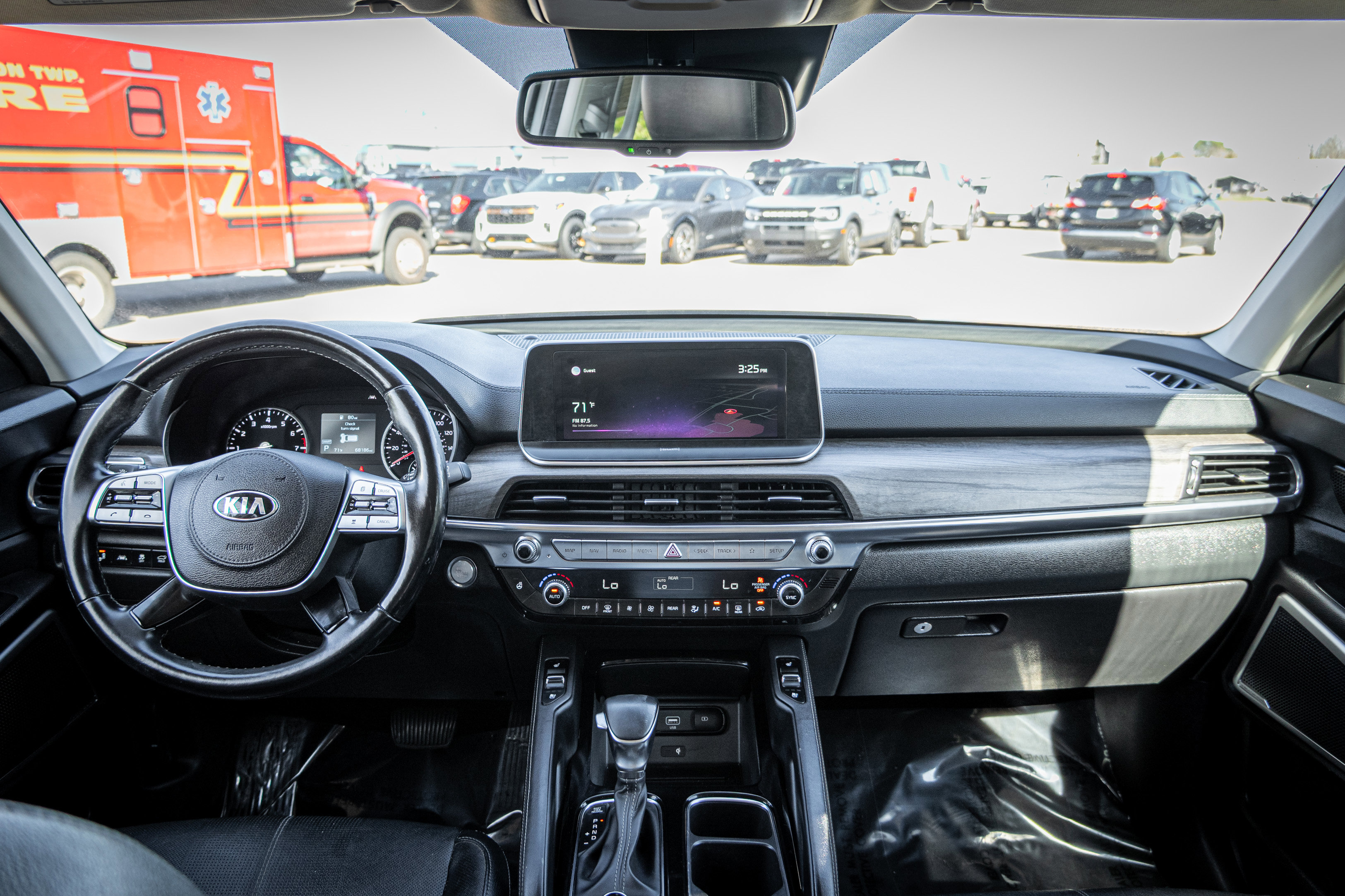 Used 2021 Kia Telluride EX w/ EX Premium Package image 30