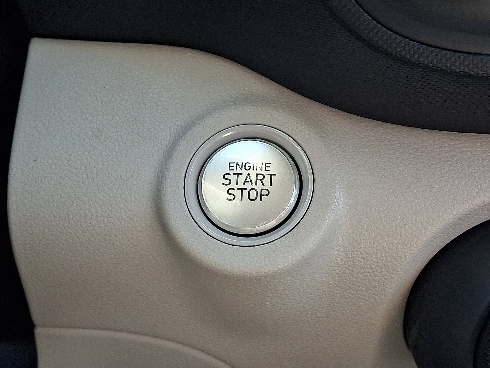 Certified 2021 Hyundai Venue image 25