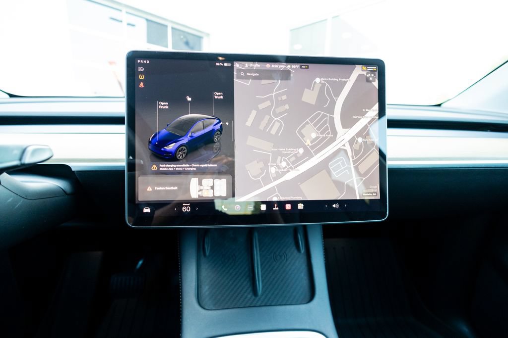 Used 2022 Tesla Model Y Long Range AWD/4WD image 33