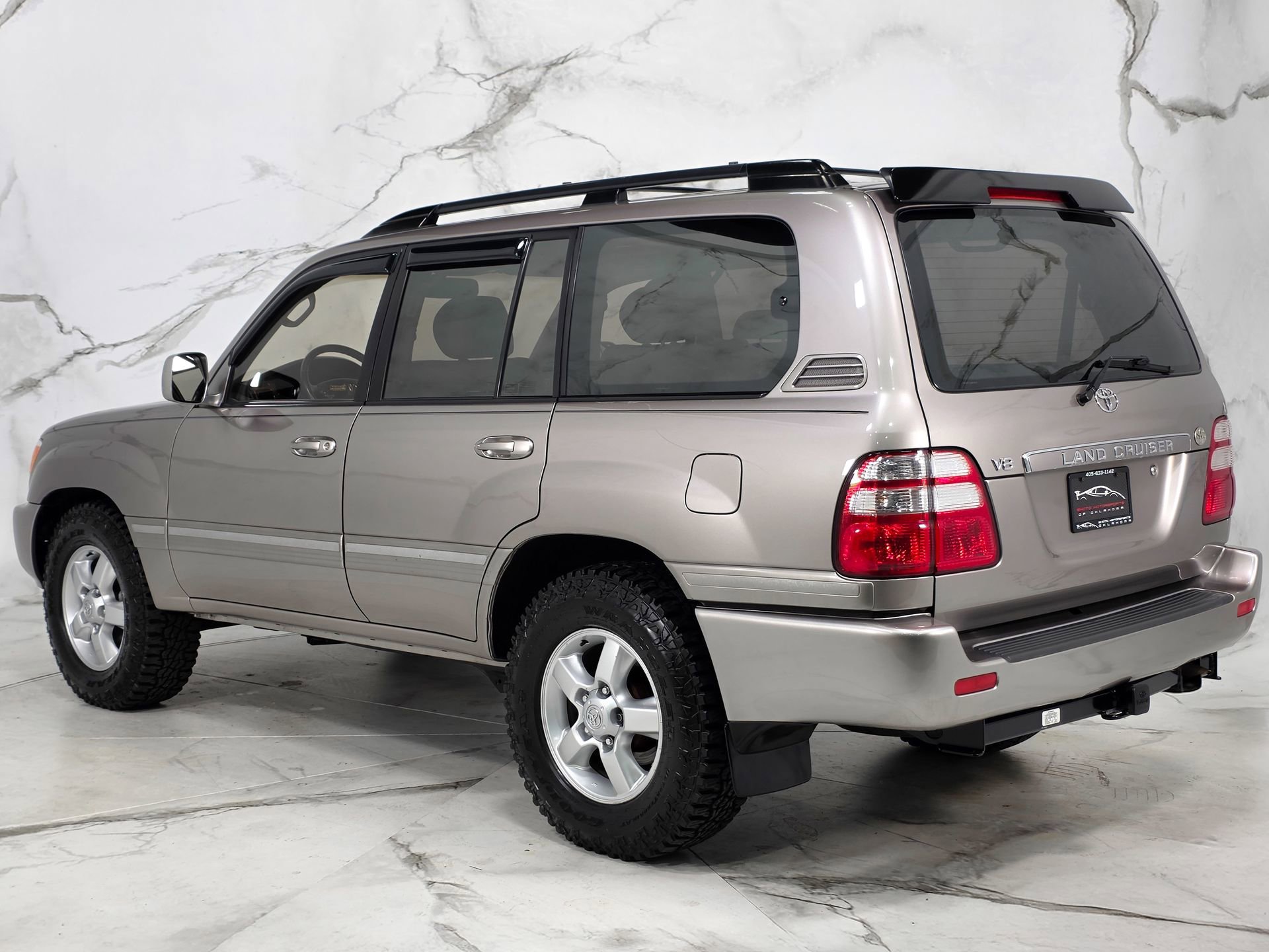 Used 2003 Toyota Land Cruiser AWD/4WD image 10