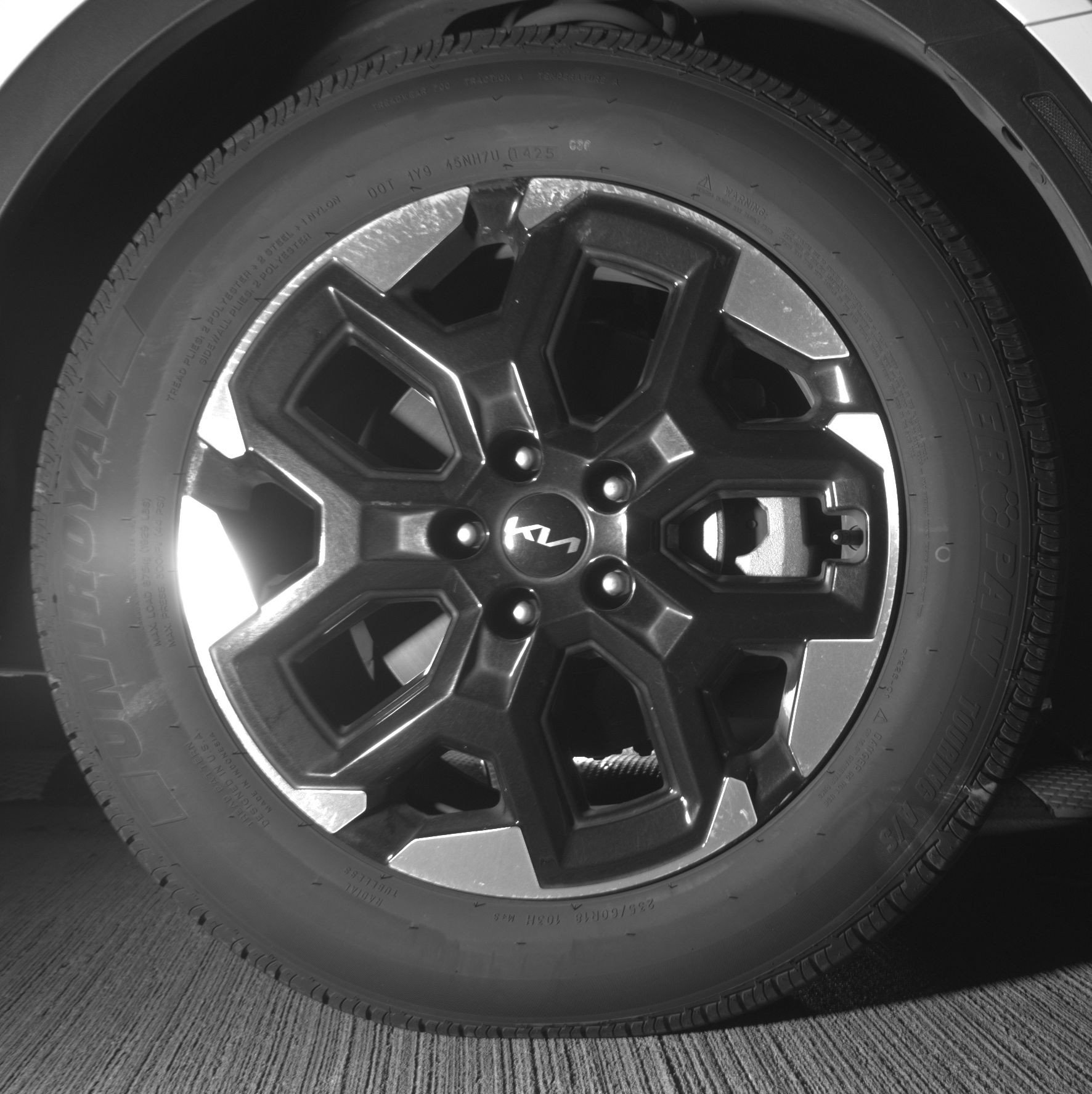 Used 2024 Kia Sorento S image 13