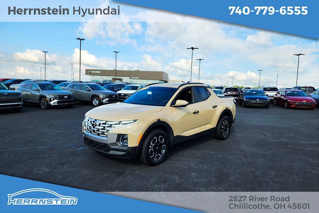 Used 2024 Hyundai Santa Cruz SEL w/ Activity Package FWD image 3