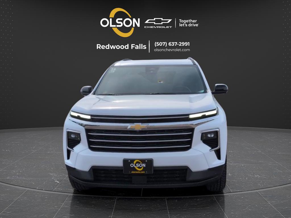 Used 2025 Chevrolet Traverse LT w/ Driver Confidence Package AWD/4WD image 16