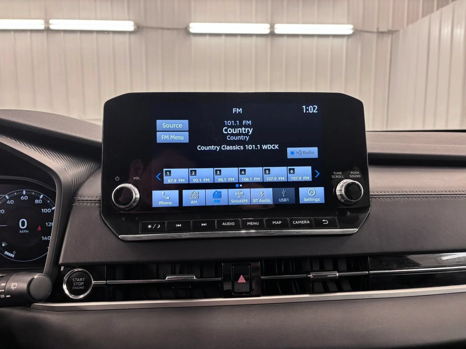 Used 2024 Mitsubishi Outlander SEL AWD/4WD image 40