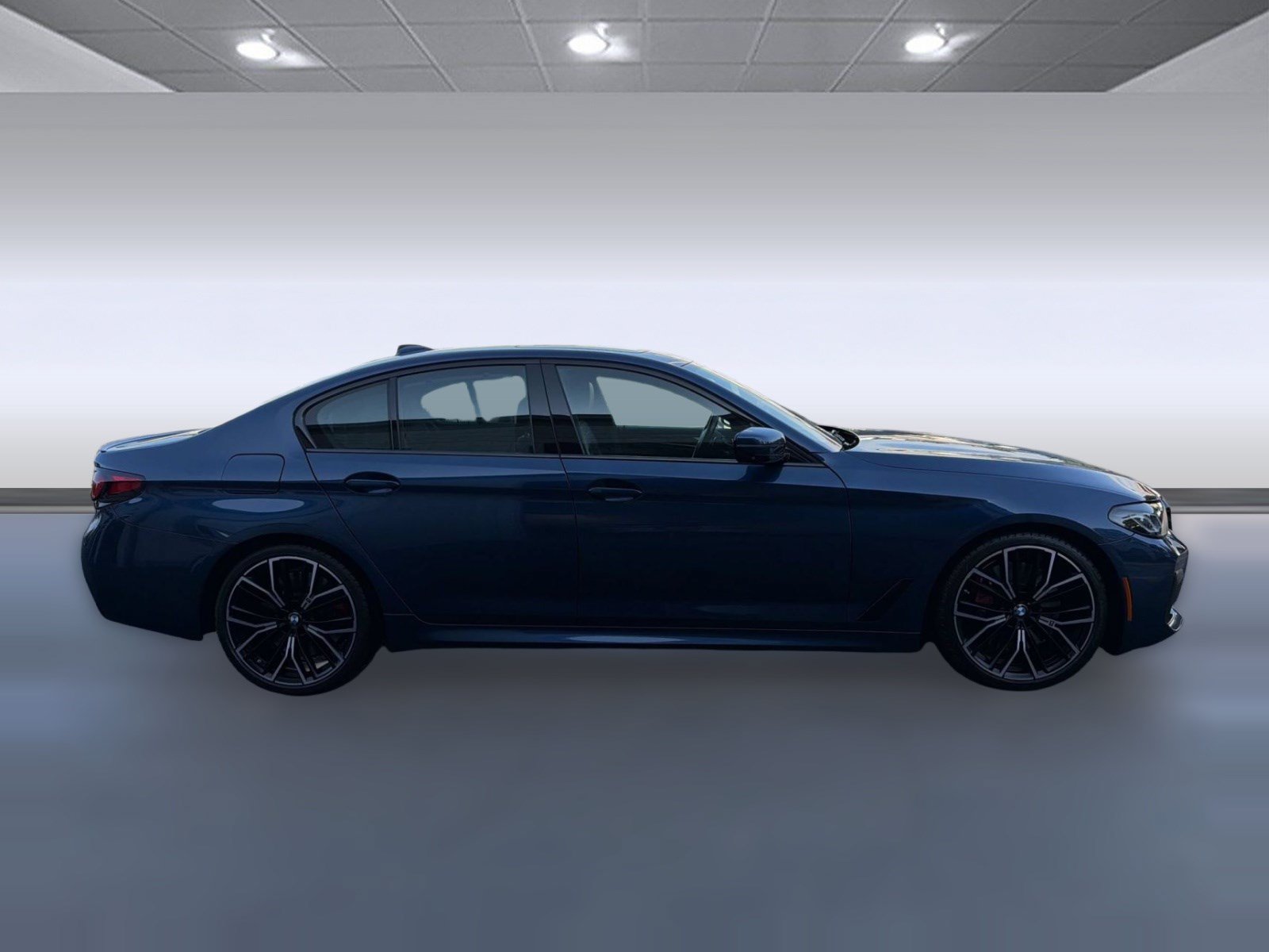 Used 2021 BMW M550i xDrive w/ Executive Package AWD/4WD image 8