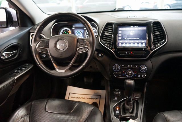 Used 2019 Jeep Cherokee Limited image 9