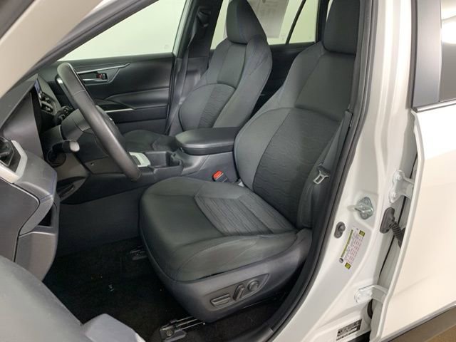 Used 2024 Toyota RAV4 SE AWD/4WD image 27