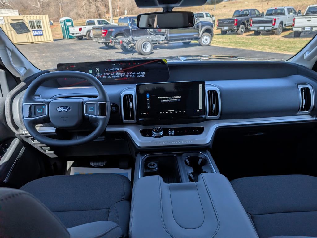 Used 2026 Ford Expedition Max Active RWD image 25