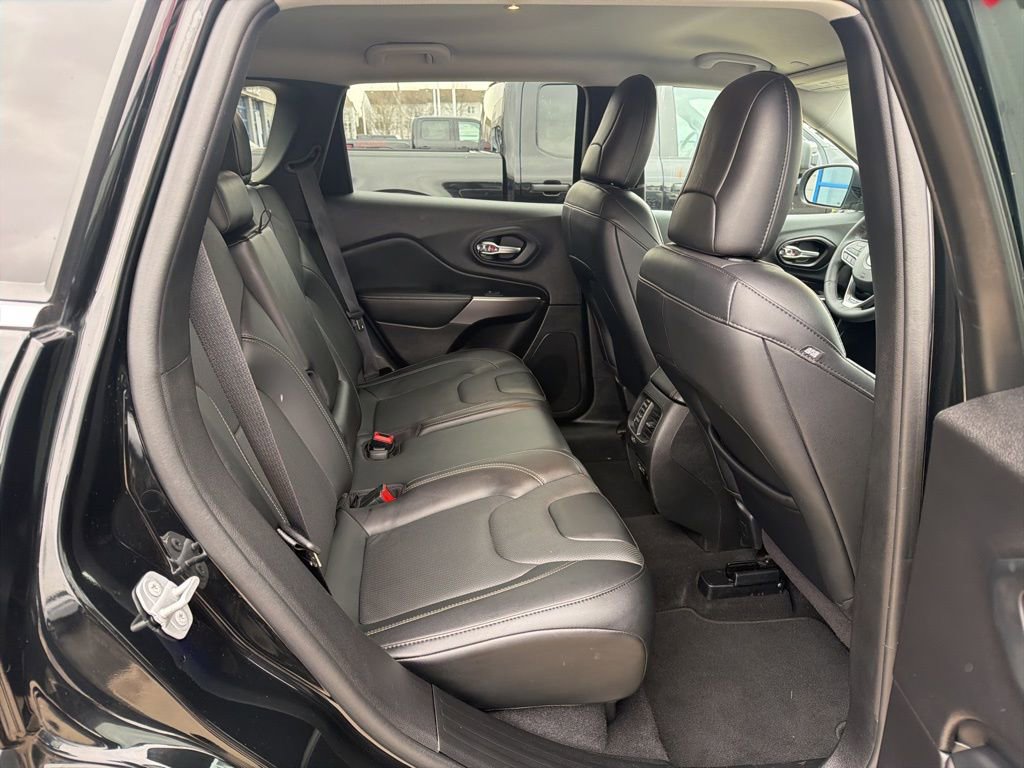 Used 2022 Jeep Cherokee Latitude Lux image 30