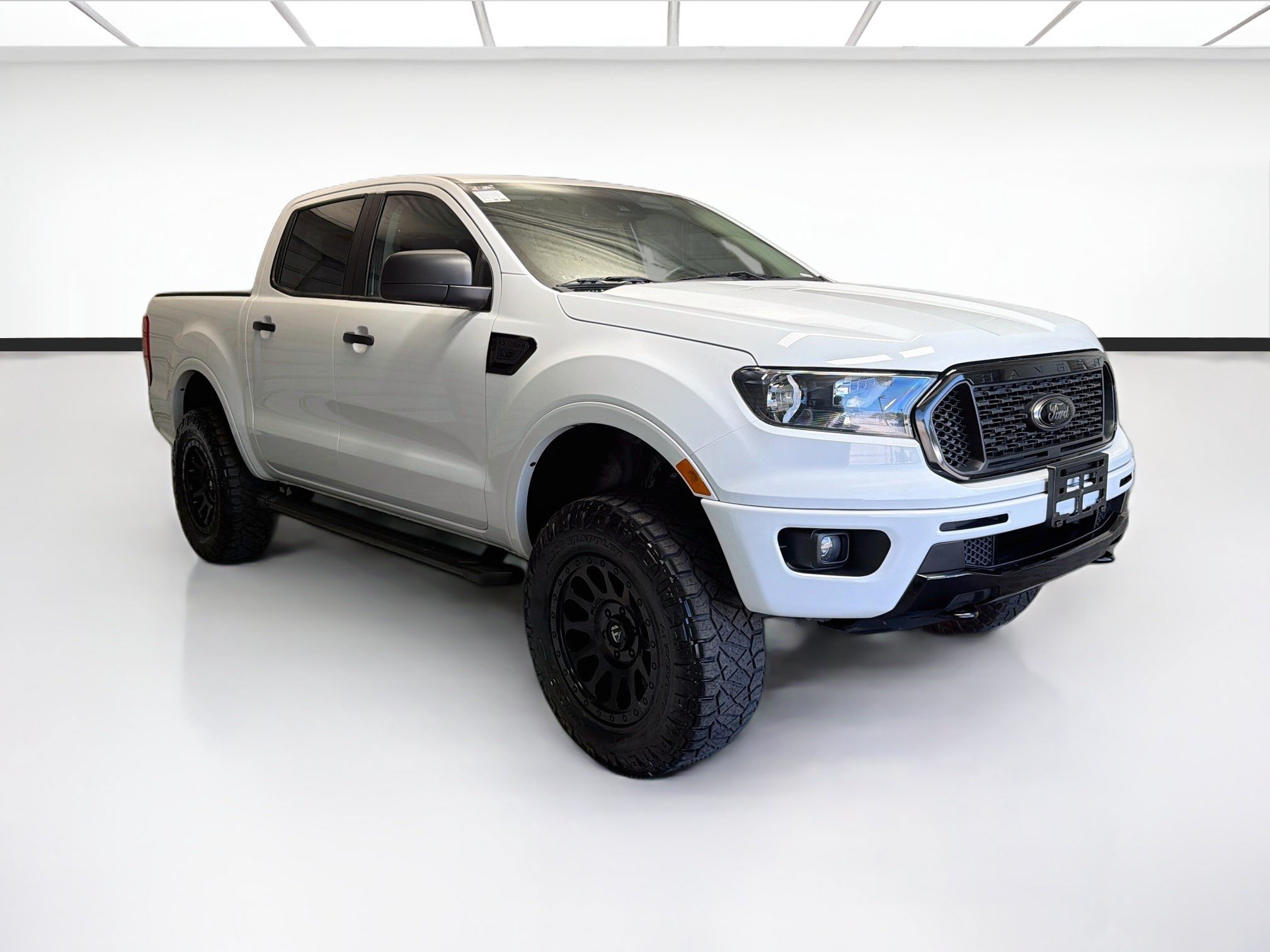 Used 2022 Ford Ranger XLT w/ Equipment Group 301A Mid AWD/4WD image 3