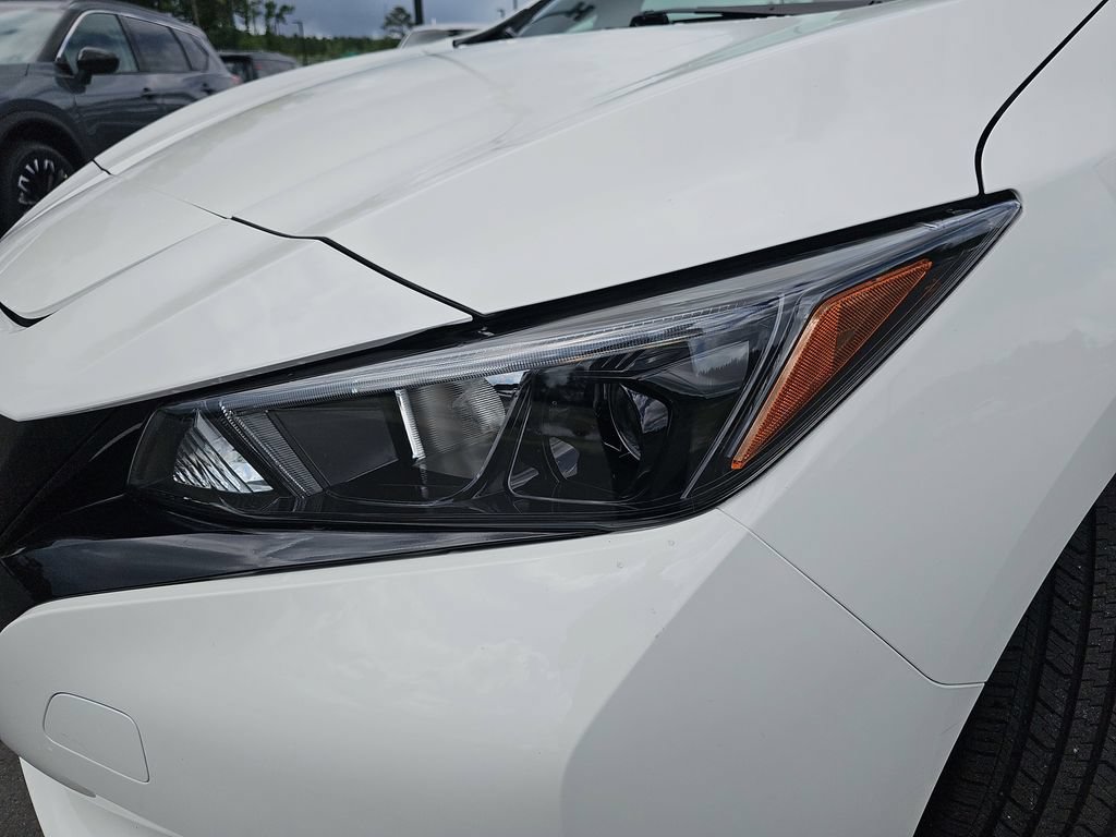 Used 2024 Nissan Leaf S FWD image 33