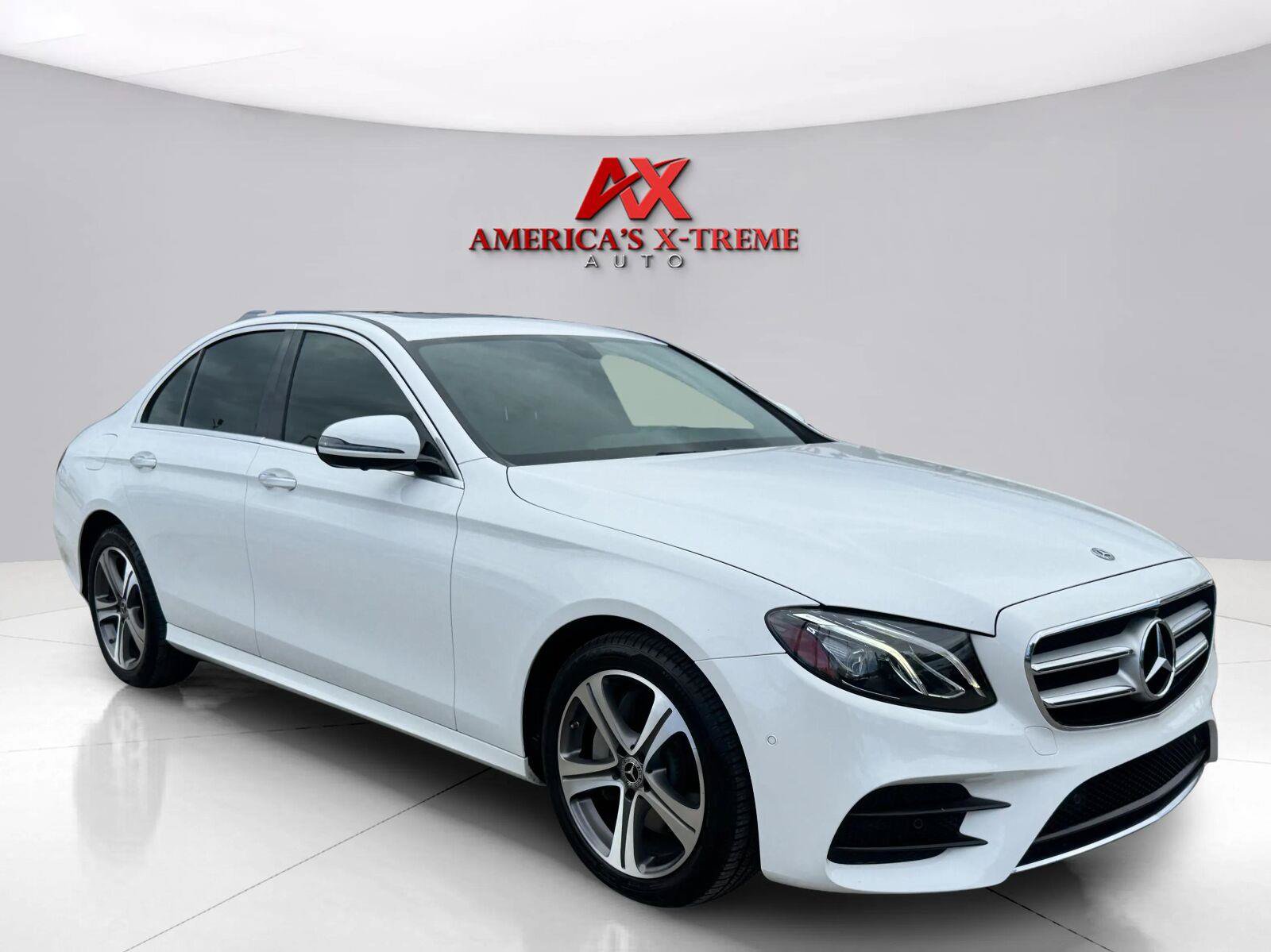 Used 2020 Mercedes-Benz E 350 4MATIC Sedan image 8