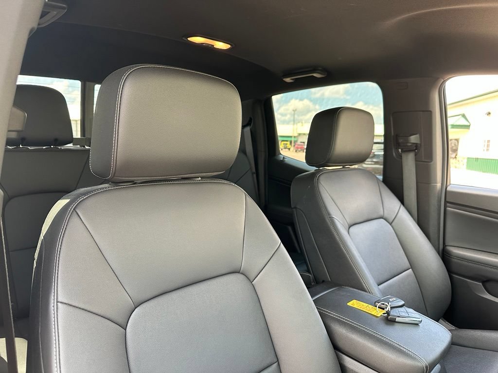 Used 2023 GMC Canyon Elevation w/ Elevation Premium Package AWD/4WD image 30