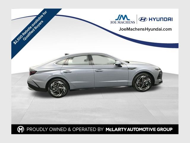 New 2026 Hyundai Sonata SEL image 1