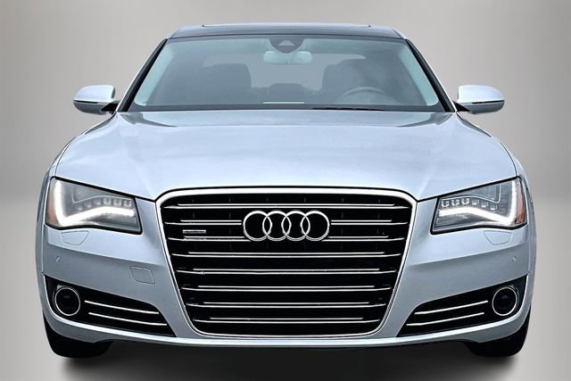 Used 2013 Audi A8 L 4.0T image 3