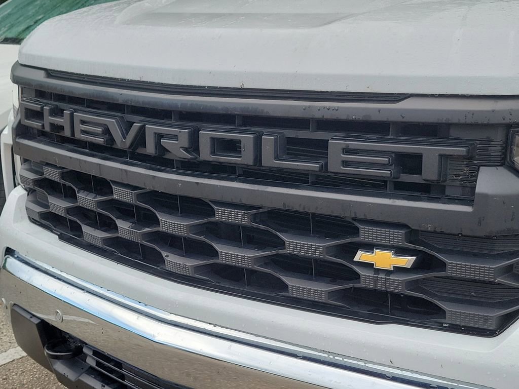 Used 2025 Chevrolet Silverado 1500 W/T w/ WT Safety Package RWD image 3