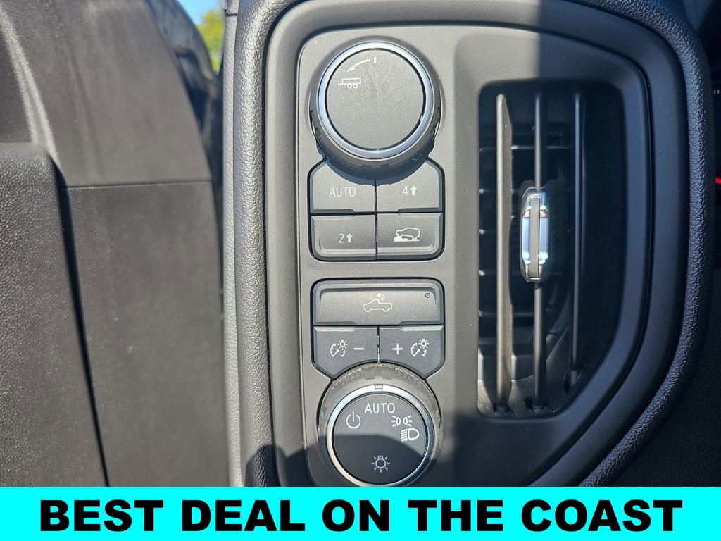 Used 2025 Chevrolet Silverado 1500 Custom AWD/4WD image 25