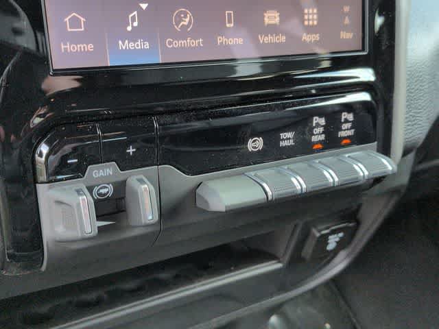 New 2026 RAM 3500 Tradesman AWD/4WD image 40