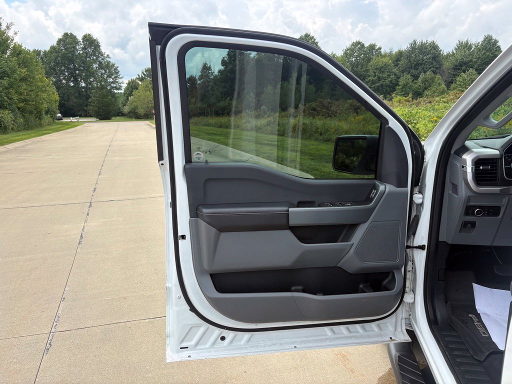 Used 2023 Ford F150 XLT AWD/4WD image 13