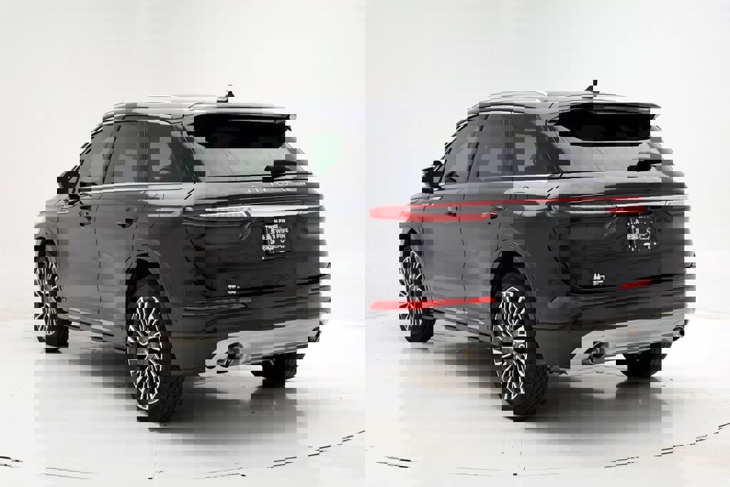 Used 2022 Lincoln Corsair Reserve w/ Sport Package image 7