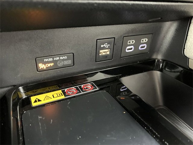 Certified 2025 Toyota Camry XLE image 27