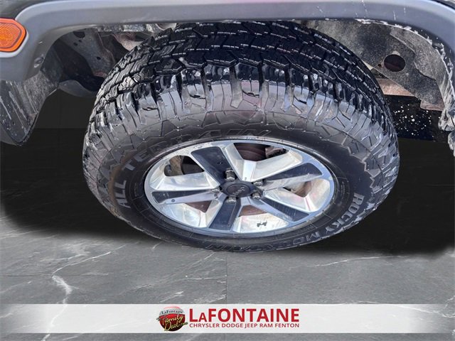 Used 2019 Jeep Wrangler Unlimited Sahara image 29