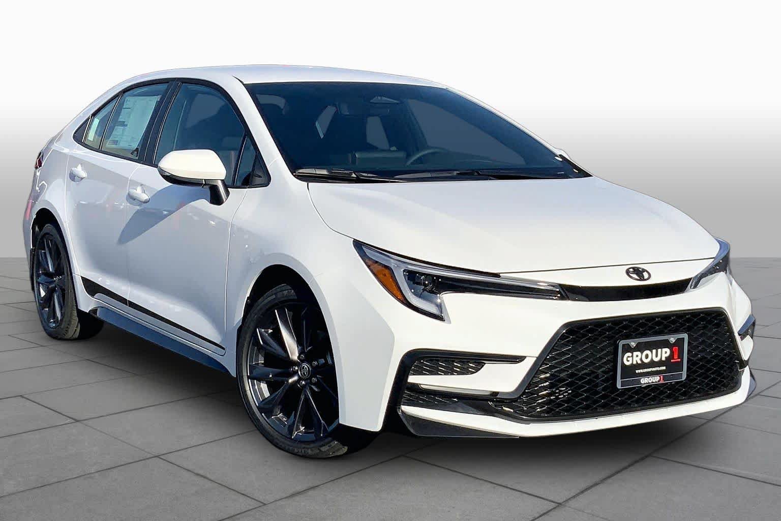 New 2026 Toyota Corolla SE FWD image 2