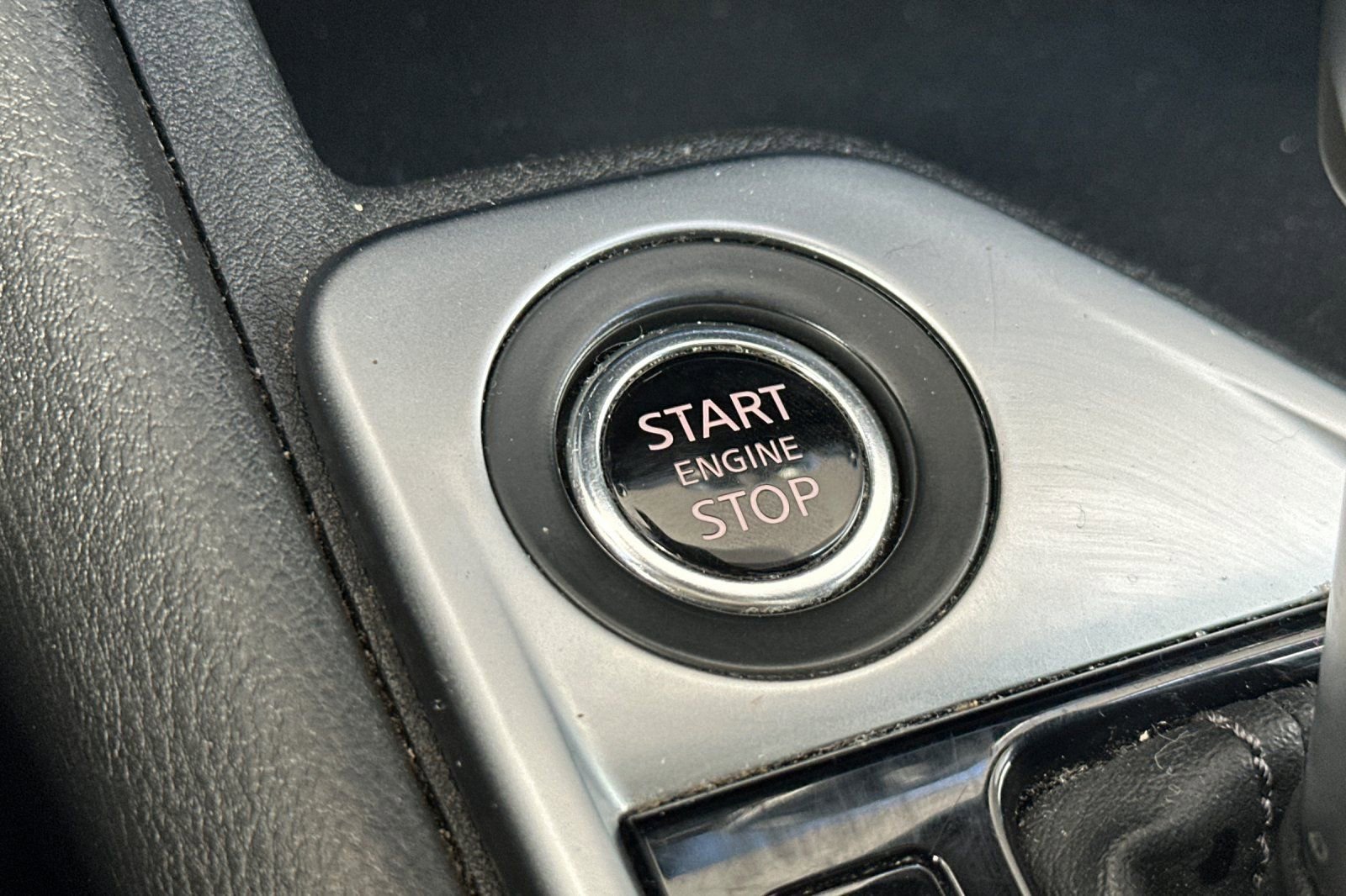 Used 2023 Nissan Sentra SV FWD image 33