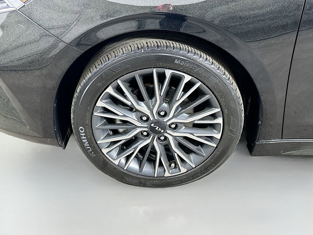 Used 2024 Kia Forte GT-Line image 8