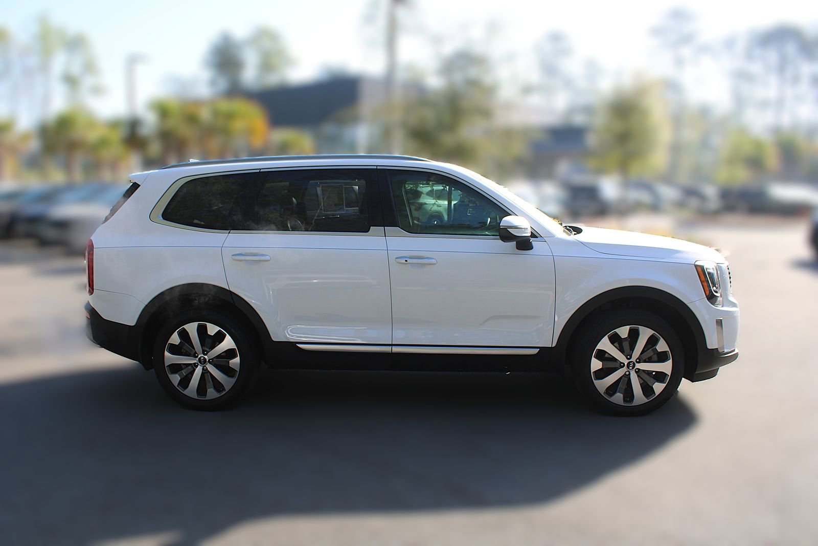 Certified 2021 Kia Telluride S image 14