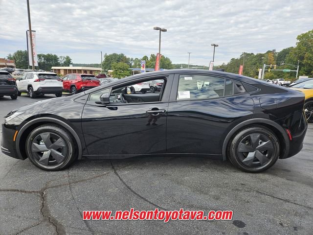 New 2026 Toyota Prius Plug-In Hybrid FWD image 4