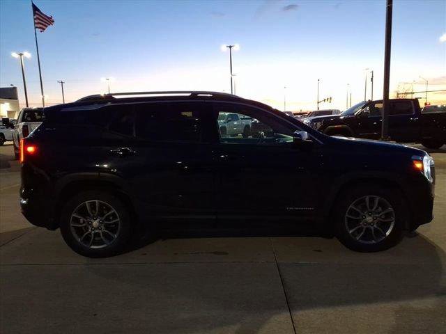 Used 2023 GMC Terrain SLT image 5