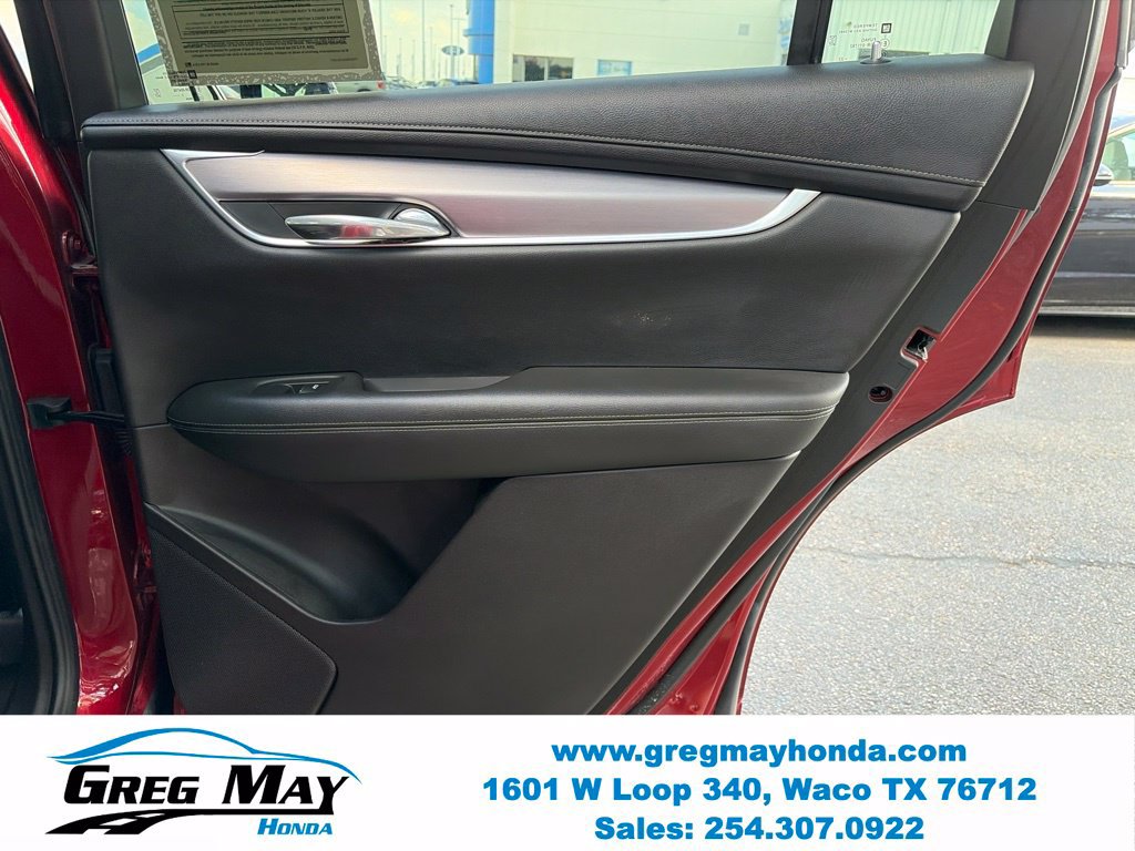 Used 2023 Cadillac XT6 Luxury AWD/4WD image 14