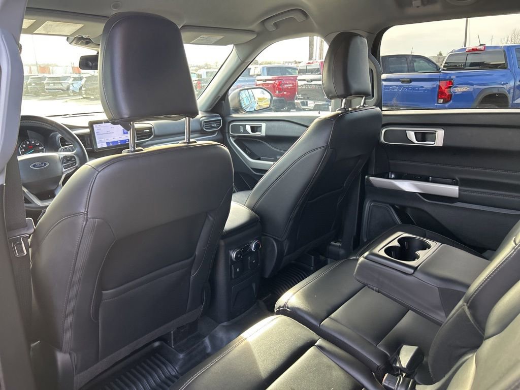 Used 2023 Ford Explorer XLT w/ Equipment Group 202A image 39