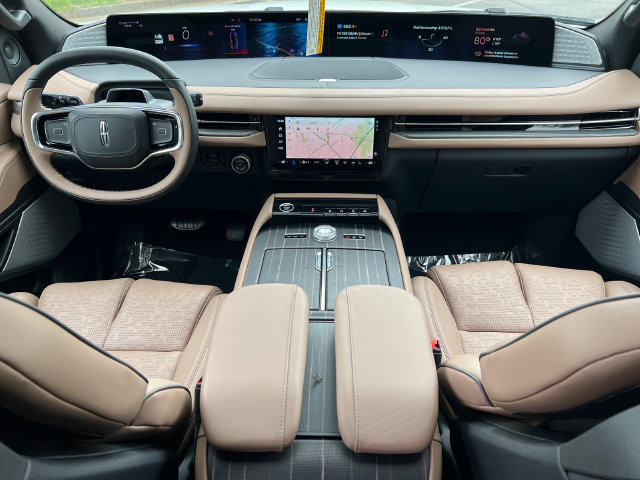 New 2027 Lincoln Navigator L Black Label AWD/4WD image 27