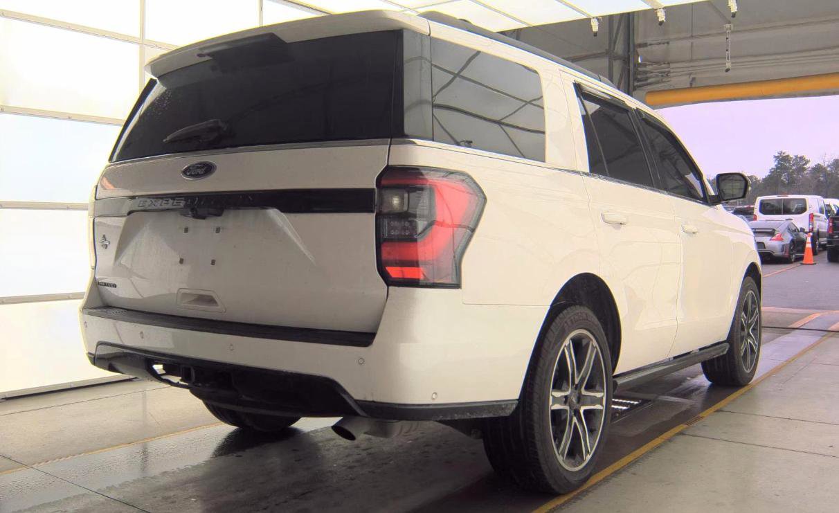 Used 2019 Ford Expedition Limited w/ Equipment Group 303A image 6