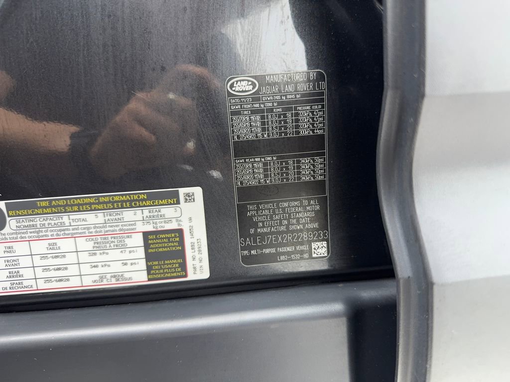 Used 2024 Land Rover Defender 110 S image 45