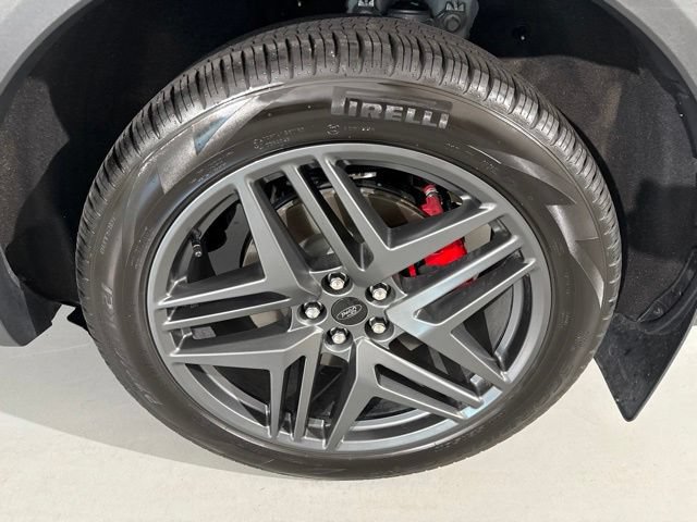 Used 2025 Ford Explorer ST AWD/4WD image 7