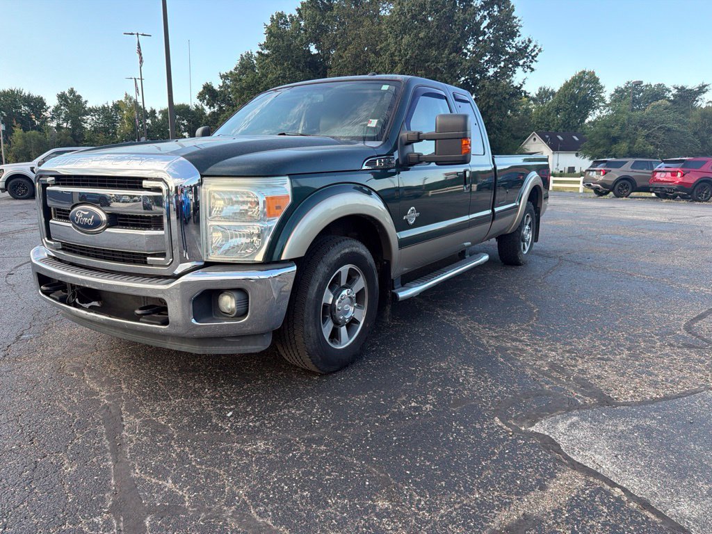 Used 2011 Ford F250 Lariat RWD image 2