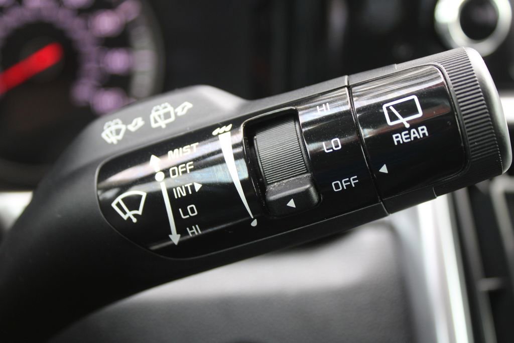 Certified 2023 Kia Sorento EX image 36