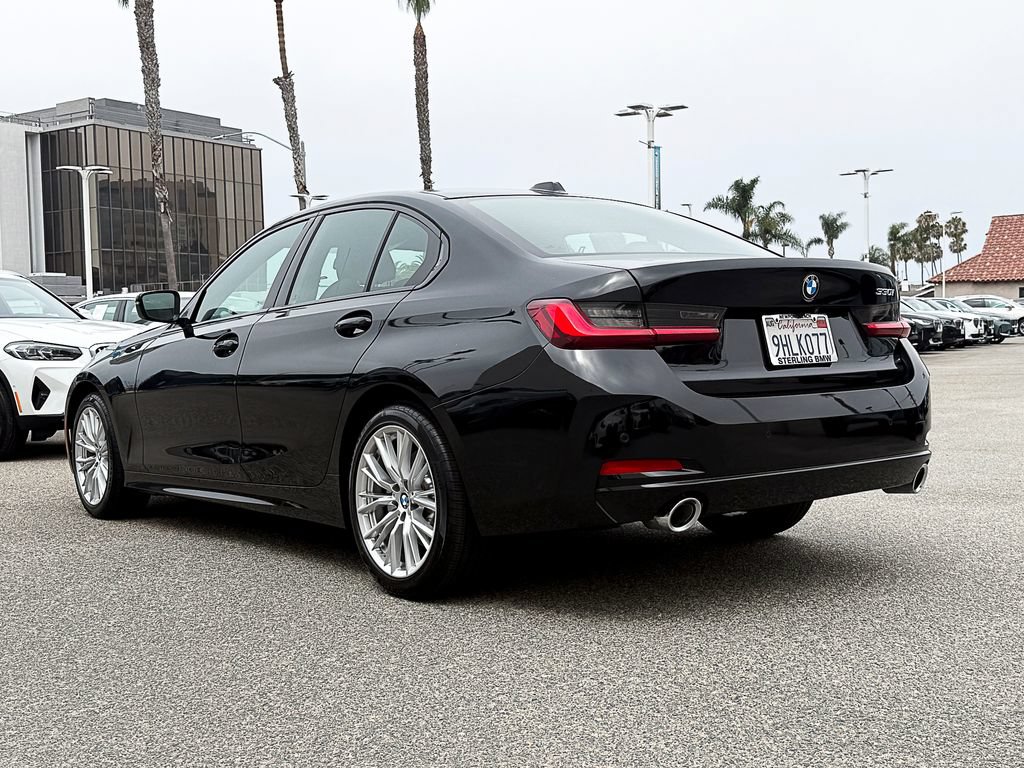 Used 2023 BMW 330i Sedan w/ Driving Assistance Package RWD image 5