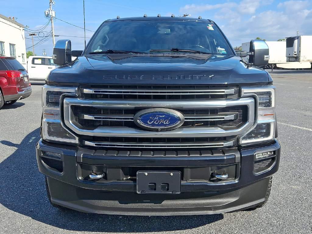 Used 2022 Ford F350 Platinum AWD/4WD image 2