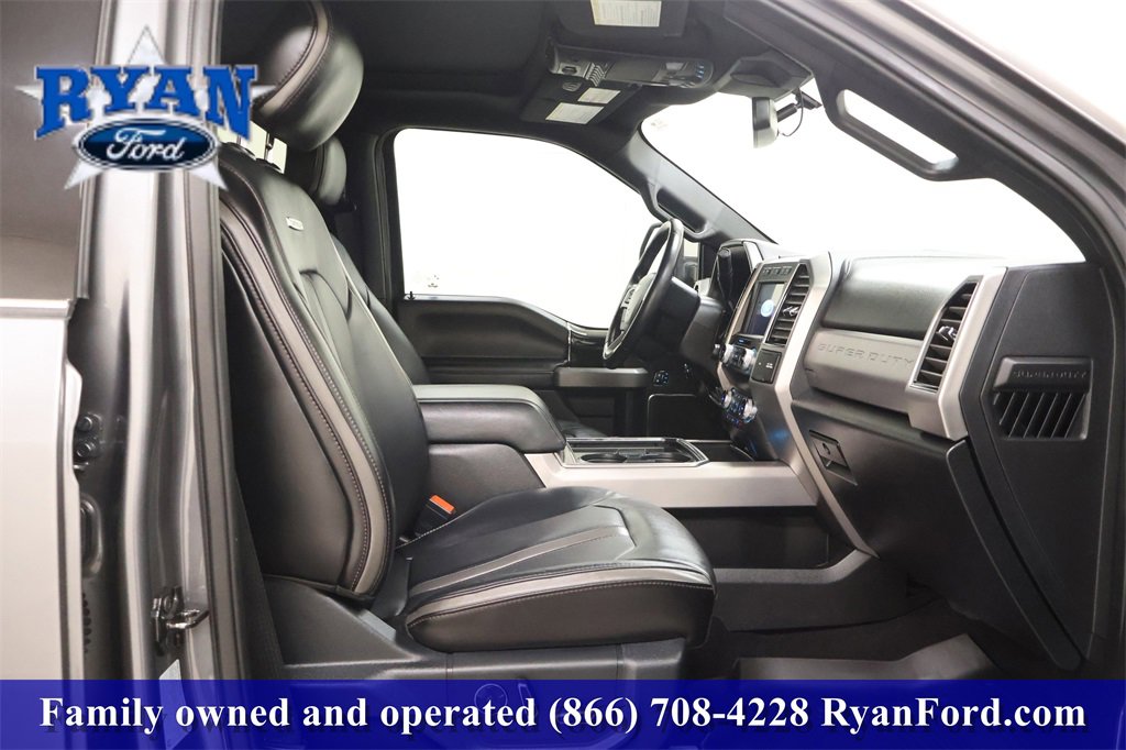 Used 2021 Ford F250 Platinum w/ FX4 Off-Road Package image 17