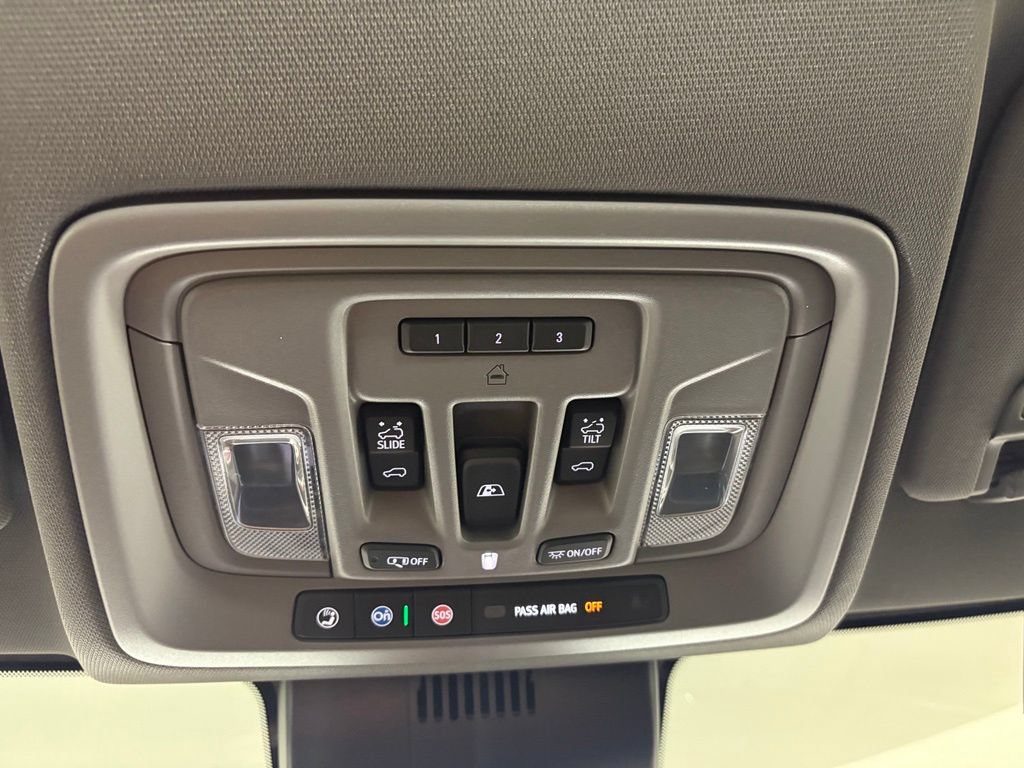 Used 2026 Chevrolet Silverado 1500 LT Trail Boss w/ LT Trail Boss Premium Package AWD/4WD image 31