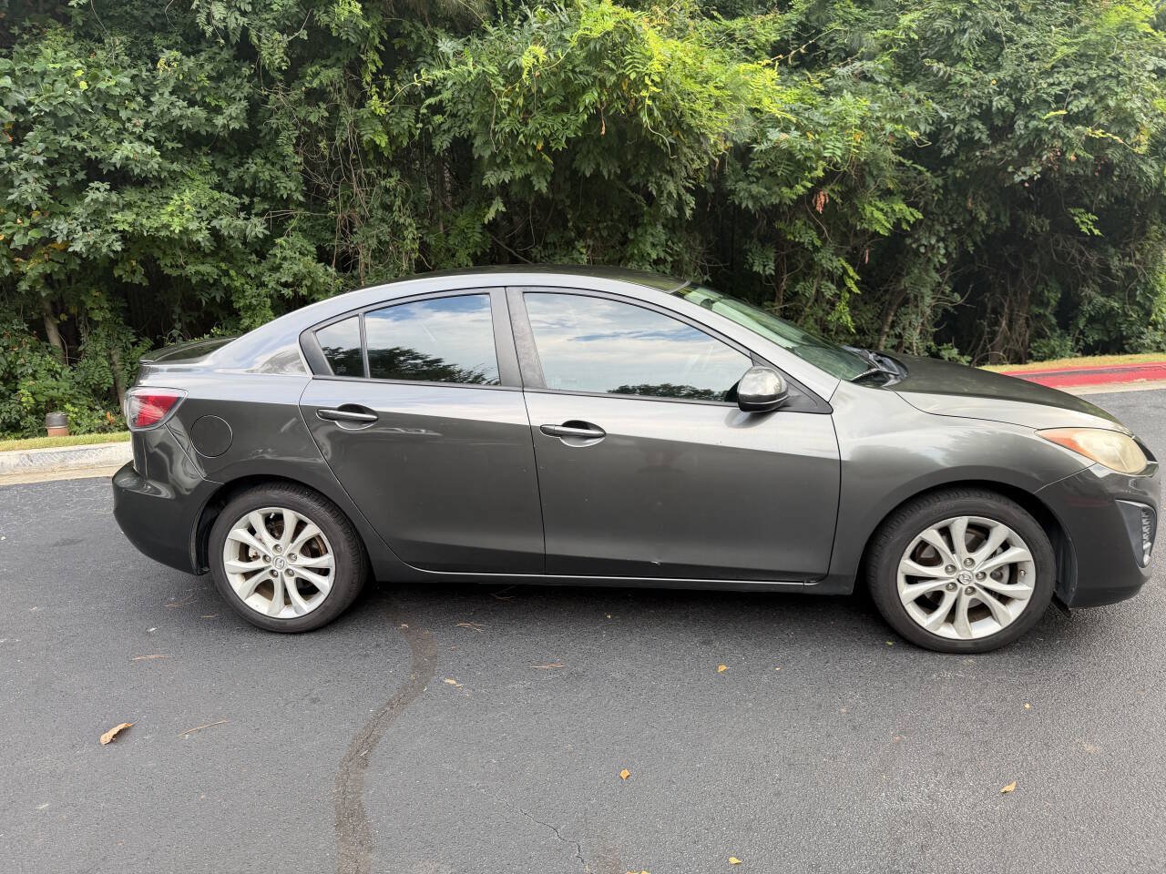 Used 2011 MAZDA MAZDA3 s Sport FWD image 6