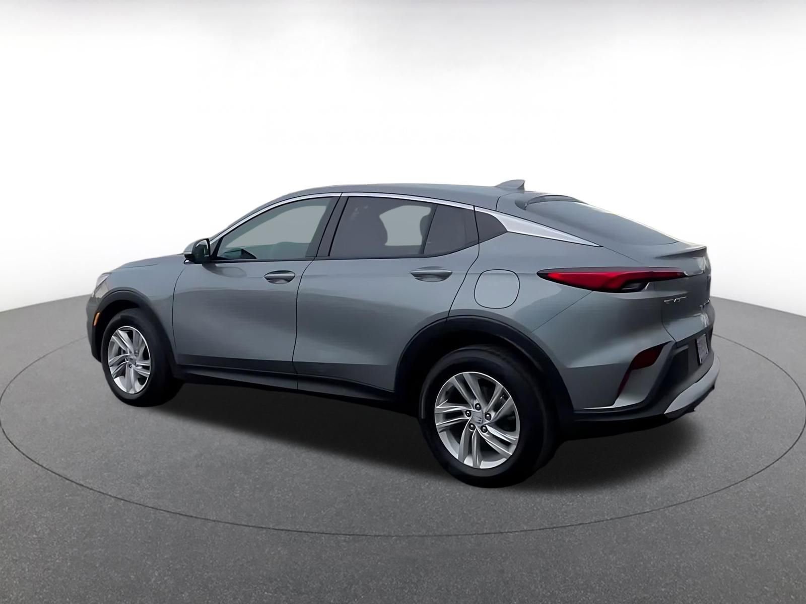 Used 2025 Buick Envista Preferred image 4