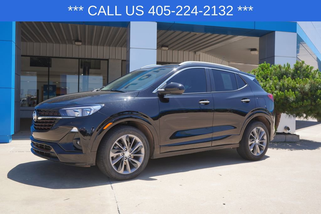 Used 2023 Buick Encore GX Select w/ Sport Touring Package FWD image 1