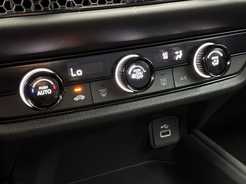 Used 2025 Honda HR-V LX image 19